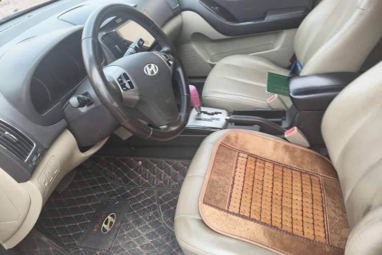 Used Hyundai Celesta 2011 1.6L Automatic Luxury Version
