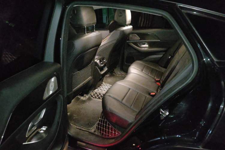 Used Mercedes-Benz GLE New Energy 2022 Restyled GLE 350 e 4MATIC Coupe SUV Left Rear Seat