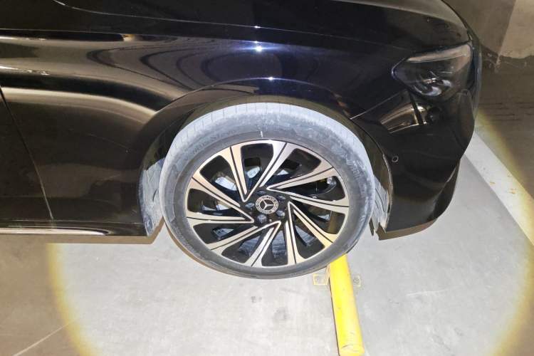 Used Mercedes-Benz E-Class 2024 E 300 L Luxury Model
