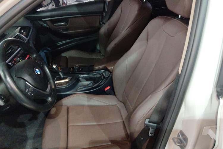 Used BMW 3 Series 2018 320Li Fashion Model
