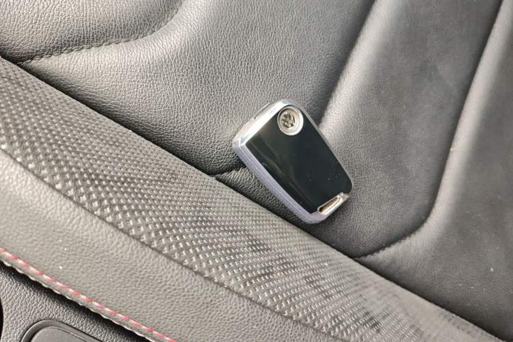 Used Volkswagen Tayron 2020 280TSI Two-Wheel Drive Luxury Connect Edition
