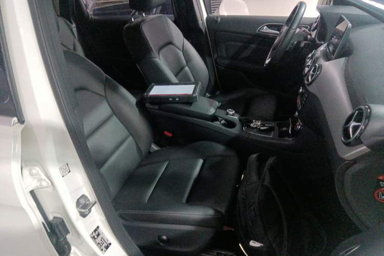 Used Mercedes-Benz B-Class 2018 B 200 Fashion Model