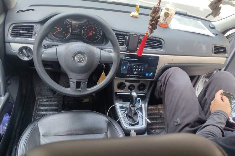 Used Volkswagen Lavida 2013 1.4TSI DSG Comfort Edition
