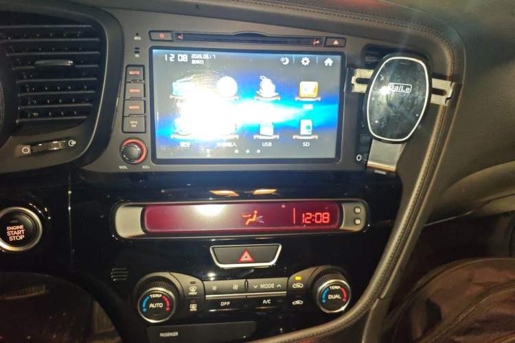 Used Kia K5 2014 2.0L Automatic LUXURY
