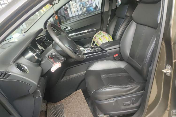 Used Peugeot 3008 2013 1.6THP Automatic Trend Edition Left Front Seat