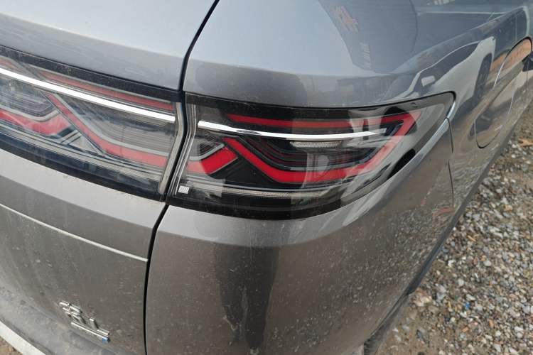 Used BYD Song L DM-i 2025 Intelligent Driving Version 112 km Beyond-Range Type
