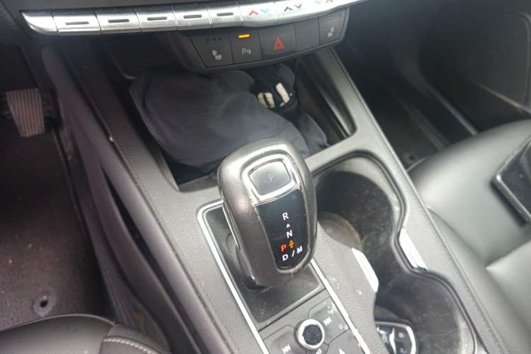 Used Cadillac XT4 2018 28T Two-Wheel Drive Leading Version
