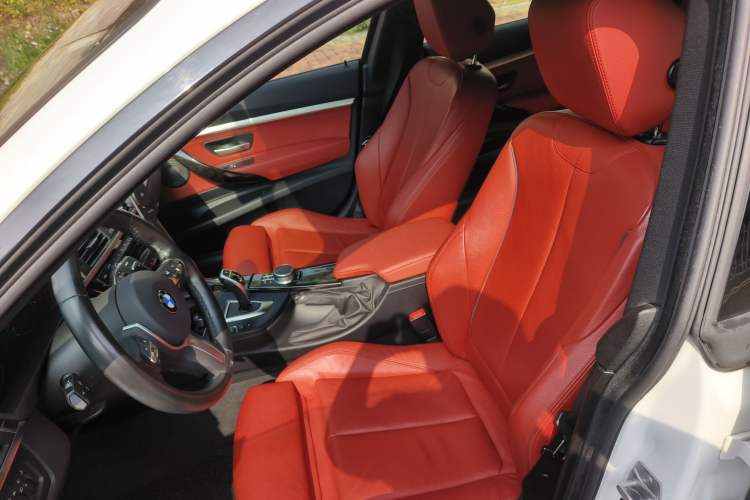 Used BMW 3 Series GT 2020 330i M Sport Night Edition Left Front Seat