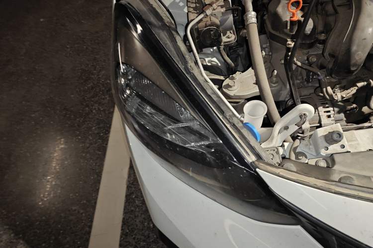 Used Honda Fit 2022 1.5L CVT Trendy Sunroof Edition Right Front Headlight