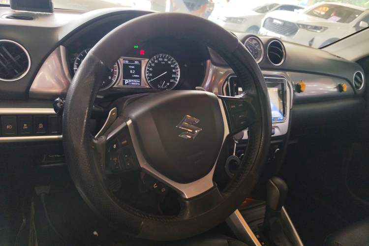 Used Suzuki Vitara 2016 1.4T Automatic Two-Wheel Drive Luxury Version
