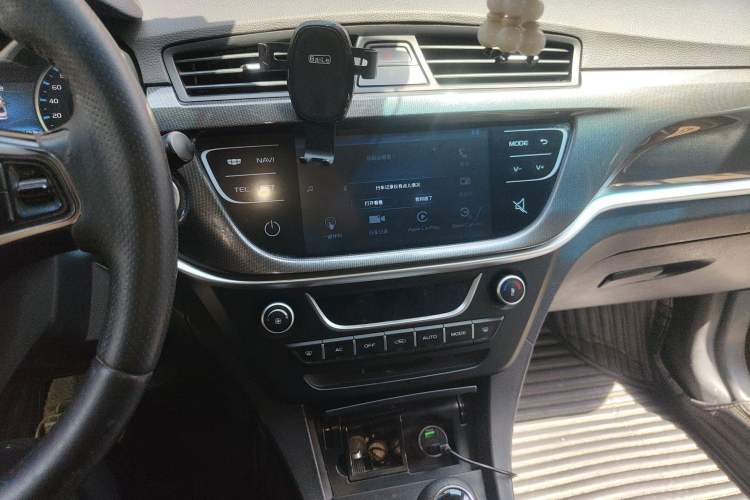 Used Geely Auto Emgrand 2017 Sedan Million Edition 1.5L Manual - Upward Version
