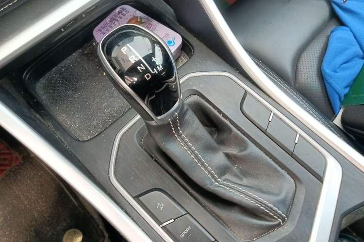 Used Geely Auto Vision X6 2020 1.4T CVT Luxury Edition
