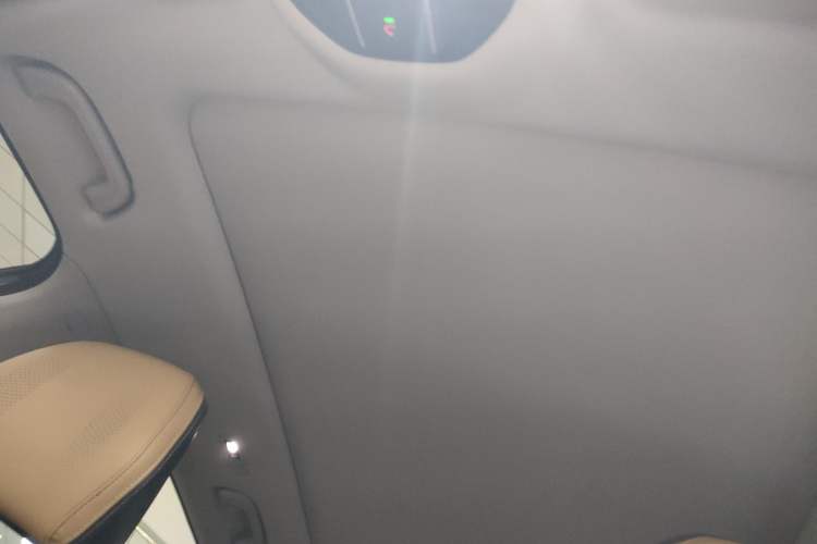 Used Geely Auto FX11 2023 1.5TD DCT Prestige Edition
