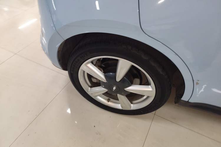 Used ORA Good Cat 2023 401 km Standard Range Luxury Version Lithium Iron Phosphate