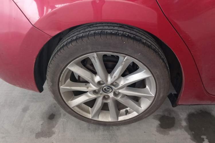 Used Mazda 3 Axela 2017 Sedan 2.0L Automatic Prestige Model China V Standard Right Rear Wheel Hub