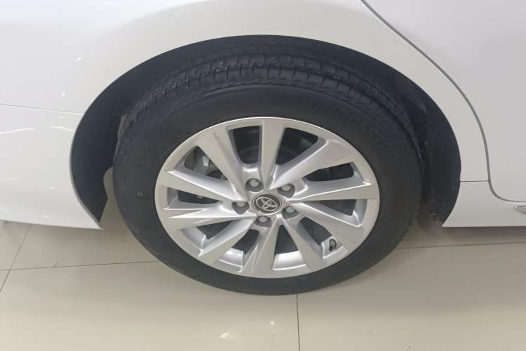 Used Toyota Camry 2023 2.0G Luxury Edition
