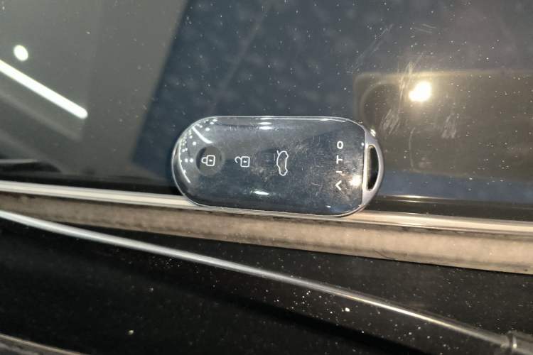 Used Hima AITO M5 2025 Extended-Range Ultra All-Wheel-Drive Version
