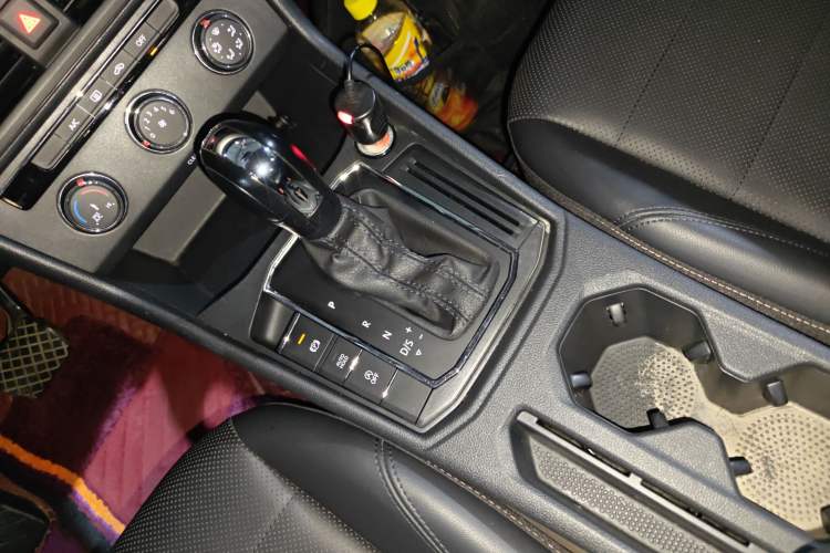 Used Volkswagen Lavida 2018 1.5L Automatic Comfort Edition China V Standard