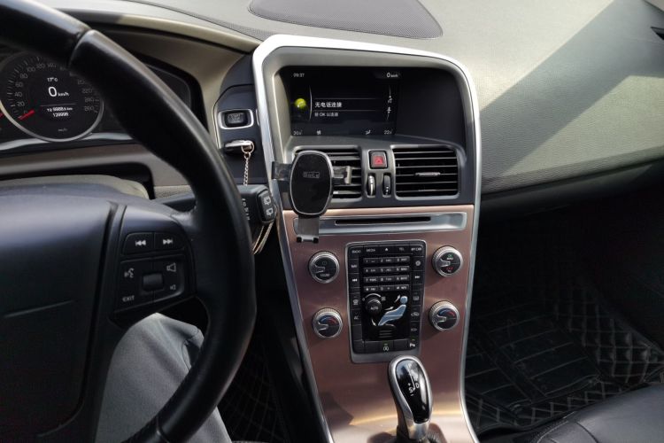 Used Volvo XC60 2017 T5 Smart Upgrade Edition