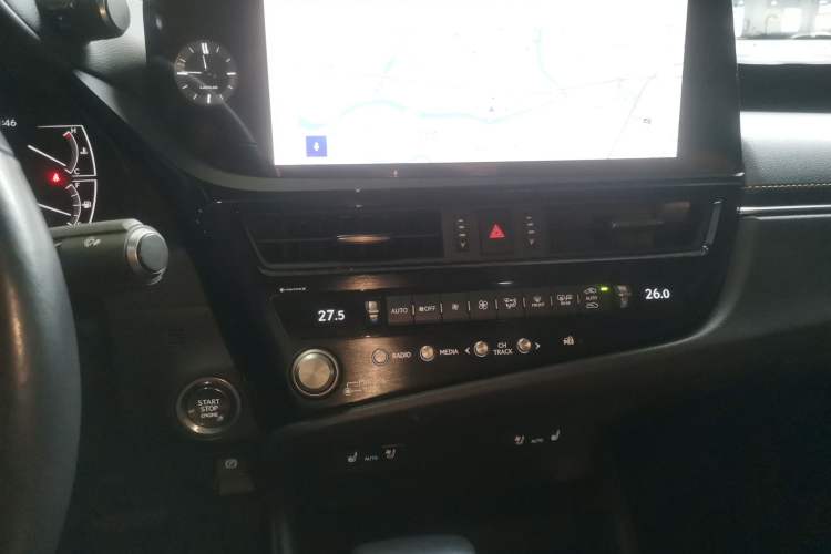 Used Lexus ES 2022 200 Excellence Edition
