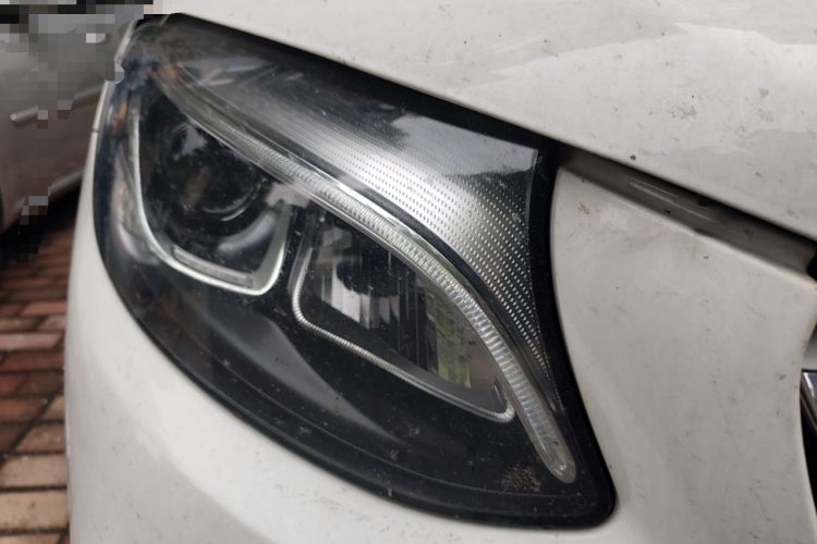 Used Mercedes-Benz GLC 2018 GLC 260 4MATIC Luxury Model Right Front Headlight