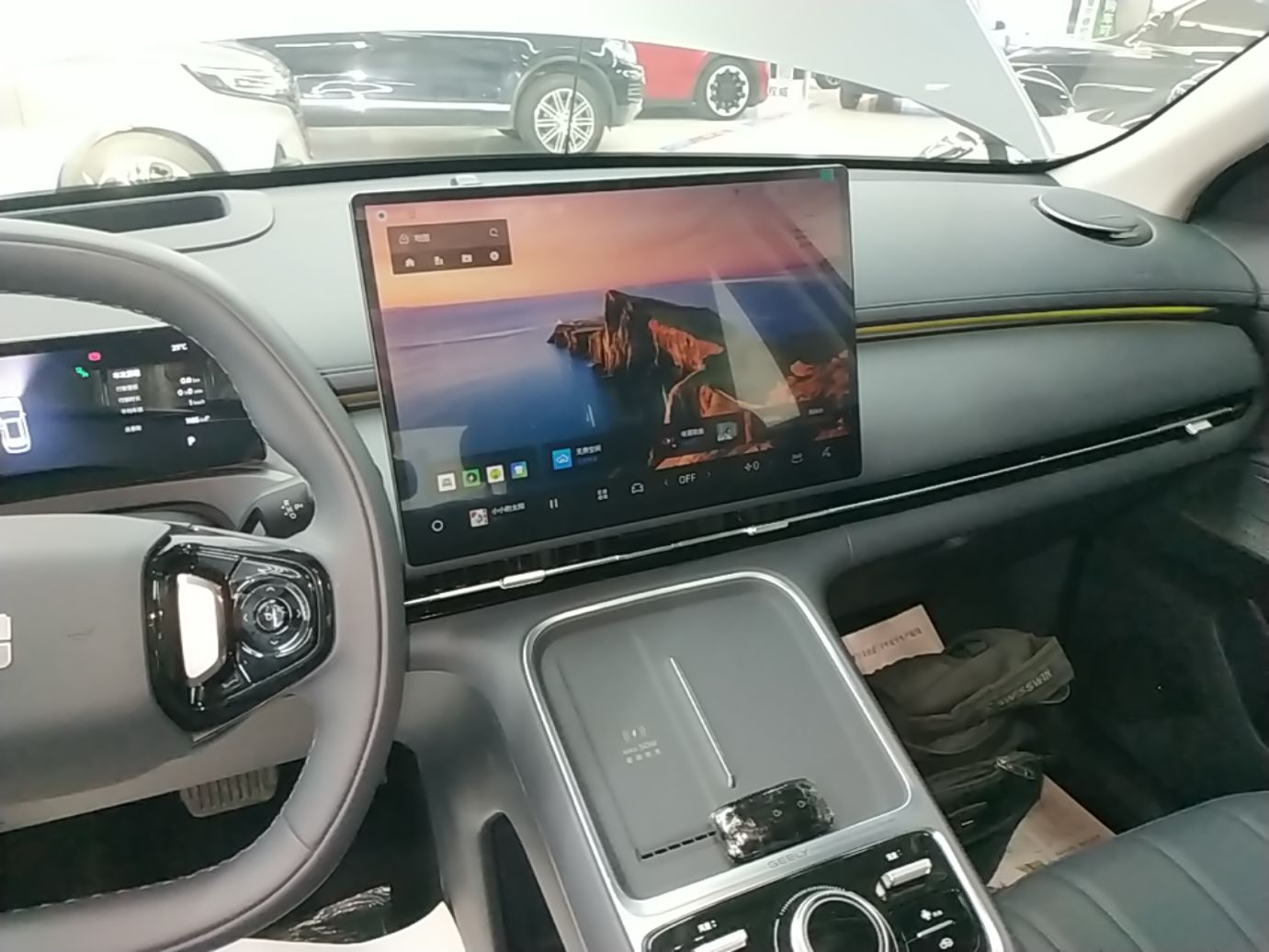 Geely Galaxy Xingjian 7 EM-i 2026 Model 135km Starship Version — снимка 15