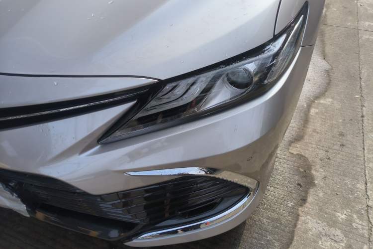 Used Toyota Camry 2021 2.0G Luxury Edition
