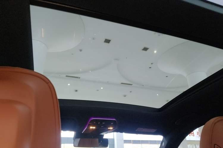 Used Mercedes-Benz GLC 2023 Refreshed GLC 300 L 4MATIC Dynamic Edition 5 Seats Headliner