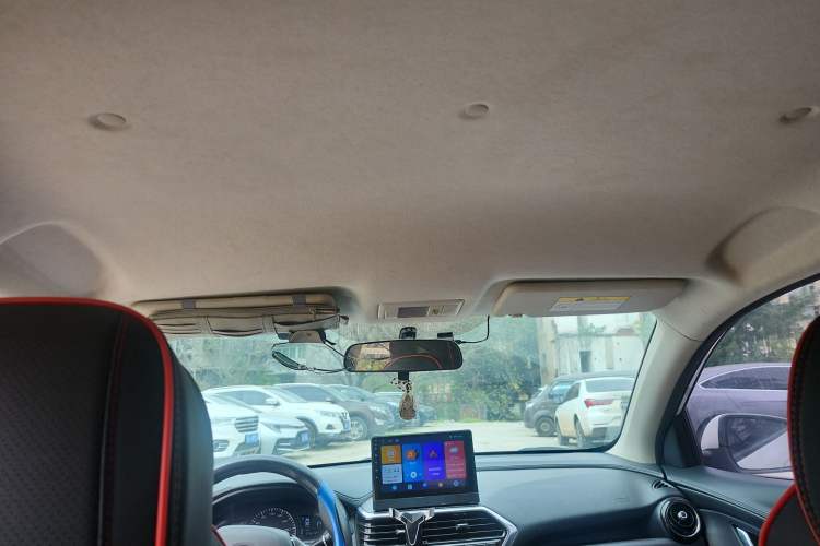 Used CHANGAN Alsvin 2019 1.5L DCT Luxury Version China VI Standard