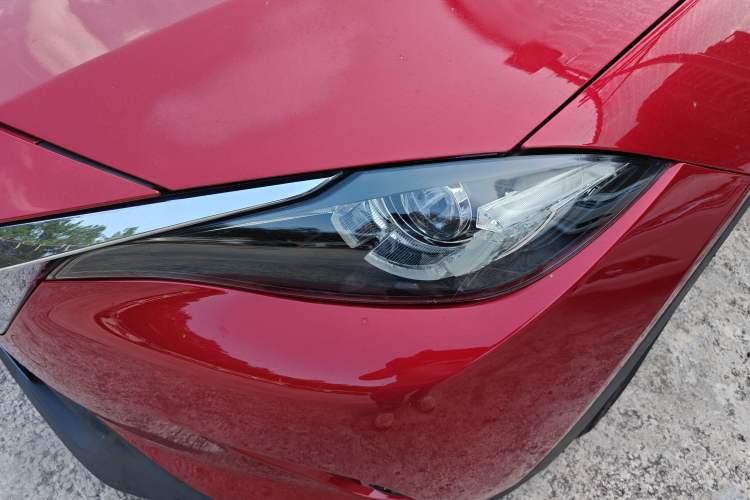 Used Mazda CX-4 2018 2.0L Automatic Two-Wheel Drive Blue Sky Premium Upgrade Version China VI Standard
