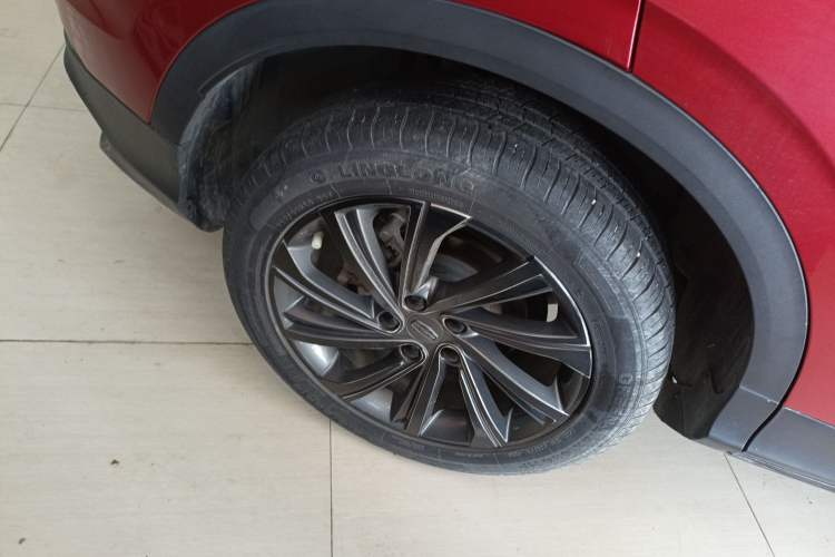 Used Geely Auto Coolray 2019 260T DCT Explorer China V Standard Exterior 5