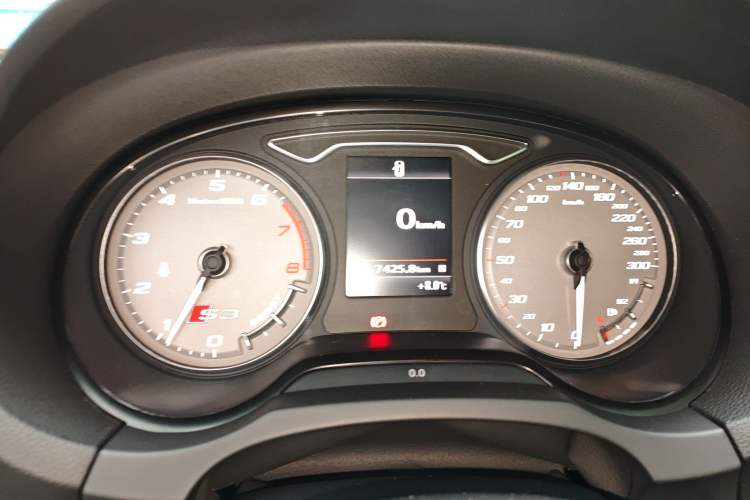 Used Audi A3 2019 Limousine 40 TFSI Sport Version China V Emission Standard