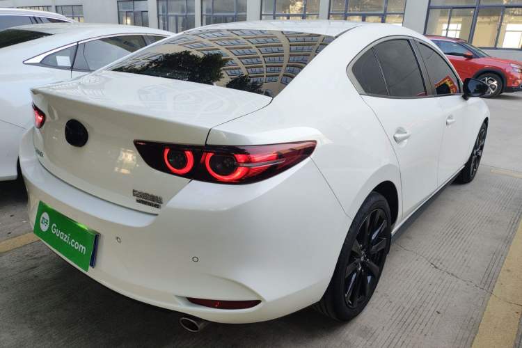 Used Mazda 3 Axela 2023 2.0L Automatic ZhiZhen Edition
