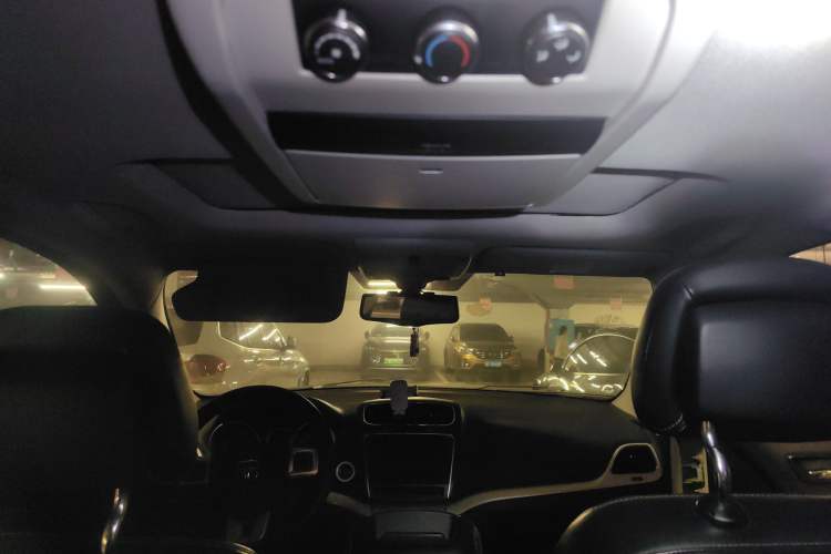 Used Dodge Journey 2013 2.4L Two-Wheel-Drive Smart Edition