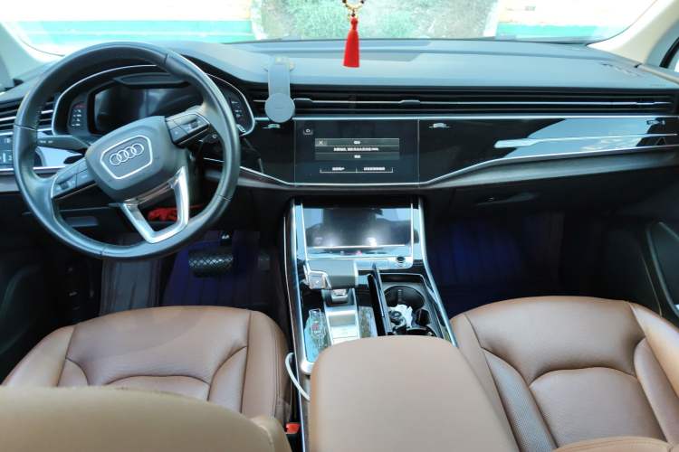 Used Audi Q7 2021 45 TFSI quattro S line Sport model