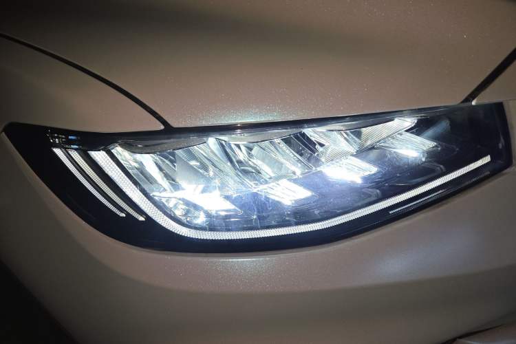 Used Geely Auto Emgrand X7 Sport 2020 1.8TD DCT Zhi Ling PRO