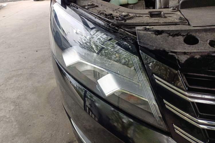 Used Volkswagen Passat 2014 1.4TSI DSG Prestige Edition Right Front Headlight