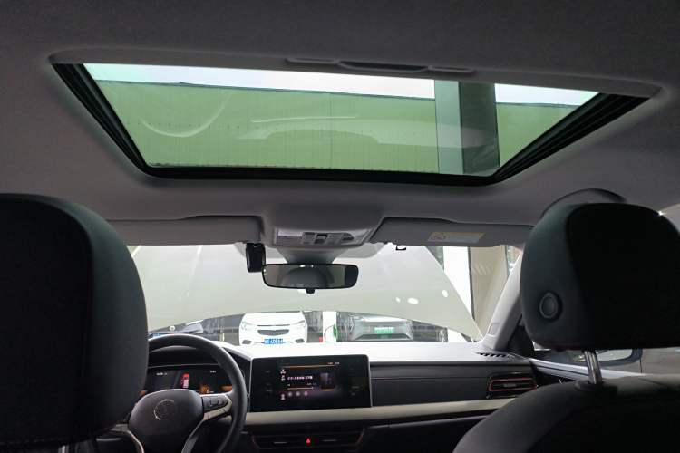 Used Volkswagen Lavida 2023 300TSI DSG Starry Full-Comfort Edition