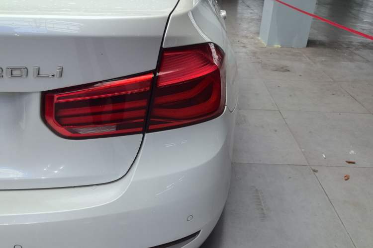 Used BMW 3 Series 2019 320Li Fashion Model Right Rear Taillight