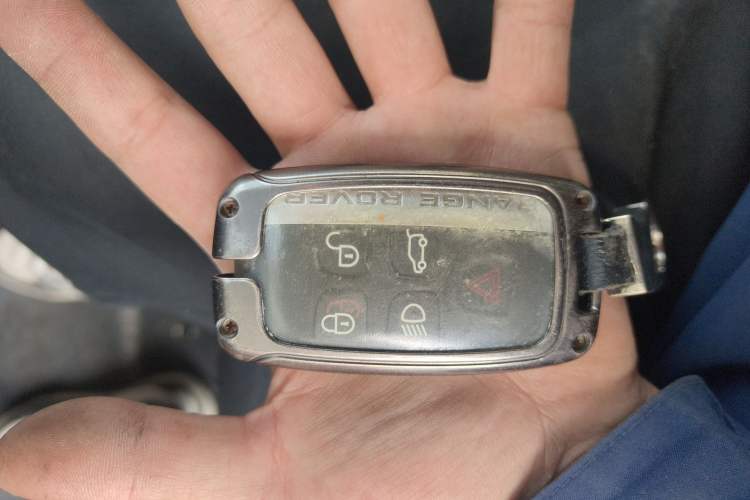 Used Land Rover Range Sport 2013 3.0 TDV6 Diesel Edition Vehicle Key