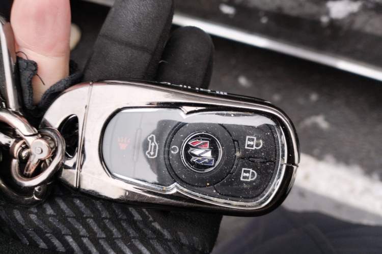 Used Buick GL8 2023 Land Executive Class Smart Enjoyment Model
