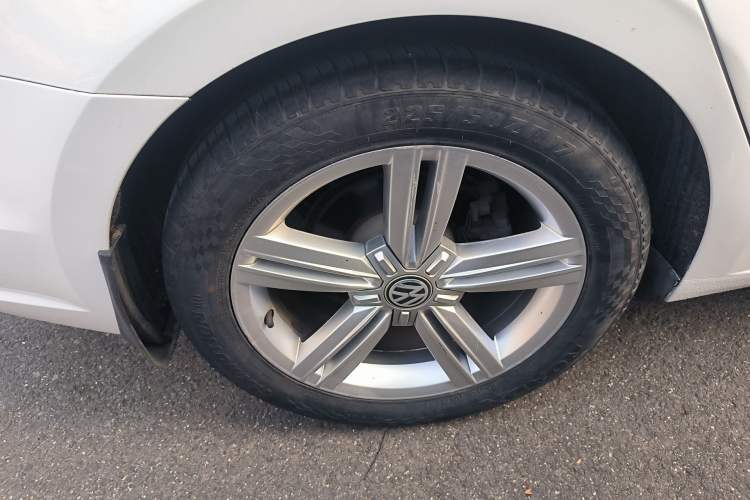 Used Volkswagen Lamando 2015 280TSI DSG Comfort Edition