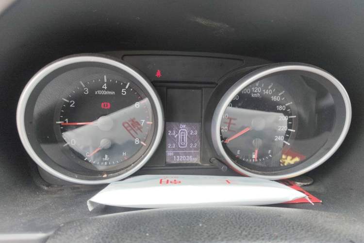 Used Haval H6 2014 Sport Version 1.5T Manual Two-Wheel Drive Elite Edition Instrument Cluster