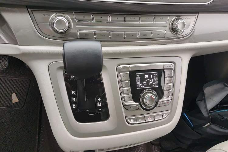 Used SAIC MAXUS G10 2018 PLUS 2.0T Automatic Smart Edition