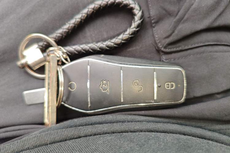 Used BYD Destroyer 05 2023 Champion Edition DM-i 55KM Luxury Model Vehicle Key