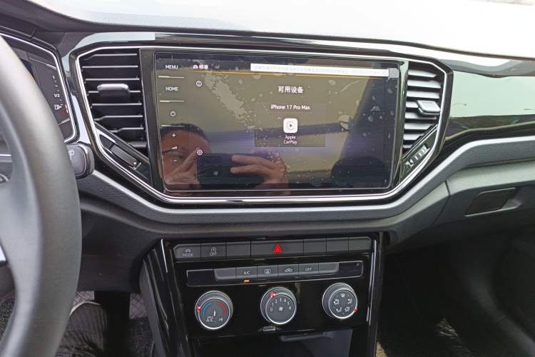 Used Volkswagen T-ROC 2021 280TSI DSG Two-Wheel Drive Comfort Connect 30th Anniversary Edition