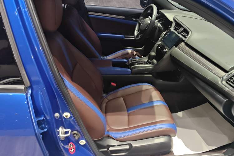 Used Honda Civic 2021 HATCHBACK 220TURBO CVT Trendy Cool Edition