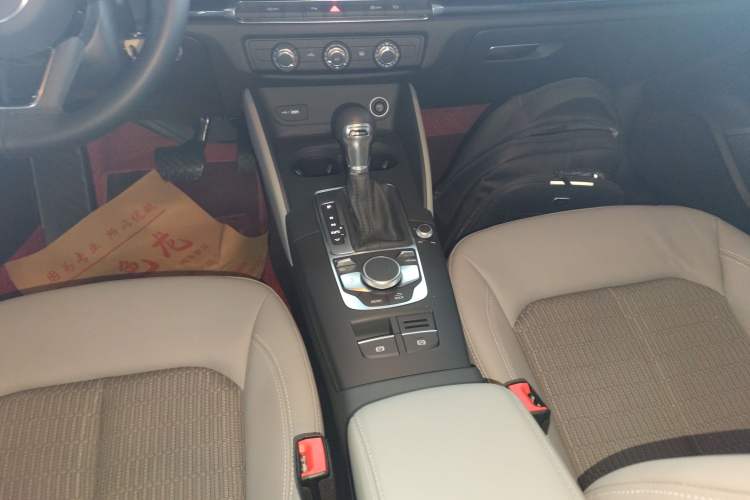 Used Audi A3 2020 Limousine 35 TFSI Fashion Edition China VI Emission Standard
