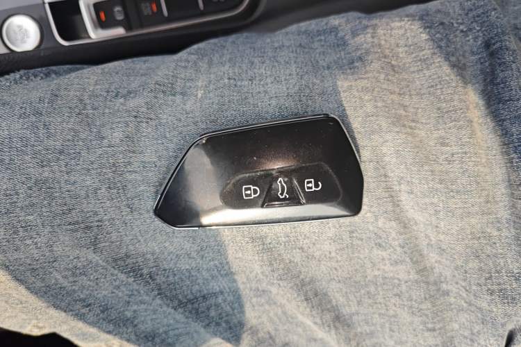 Used Volkswagen Golf Sportsvan 2016 280TSI Automatic Luxury Model
