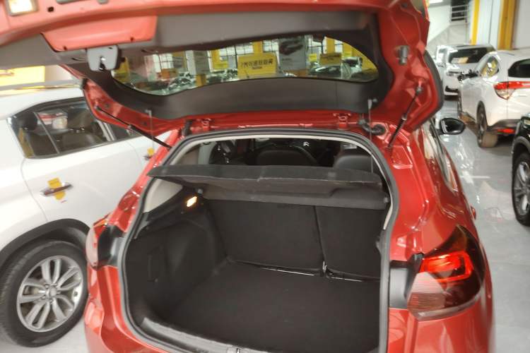 Used Citroen C3-XR 2017 1.6L Automatic Pioneer Model Trunk